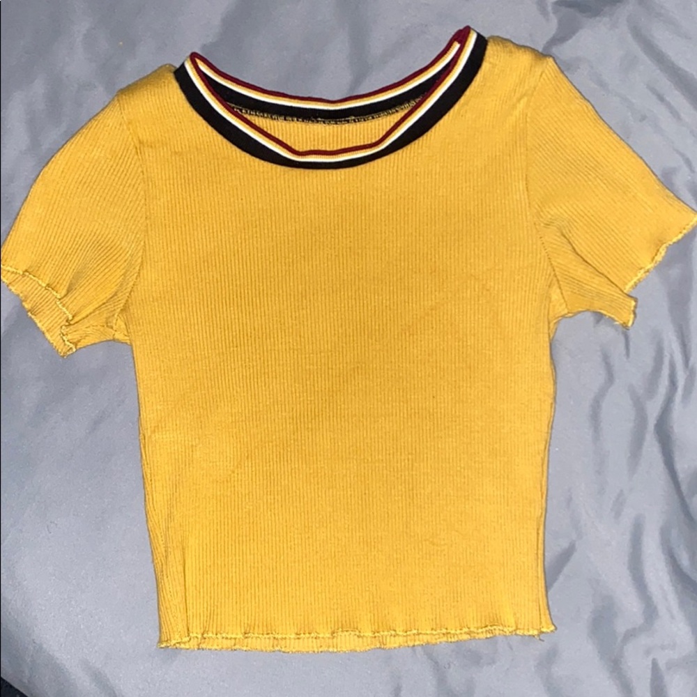 Large gold crop top.